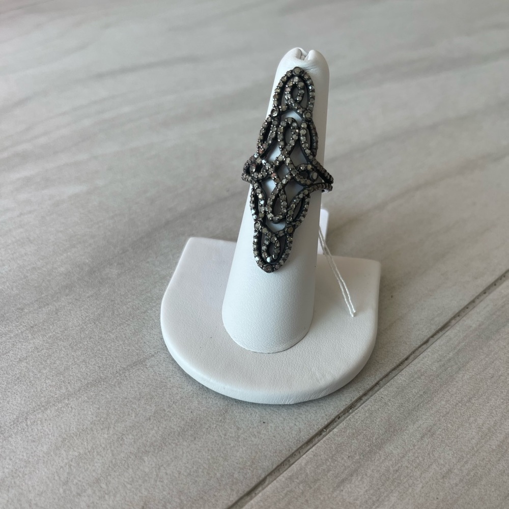 Beautiful Statement Ring! With Black Diamonds! Si… - image 5